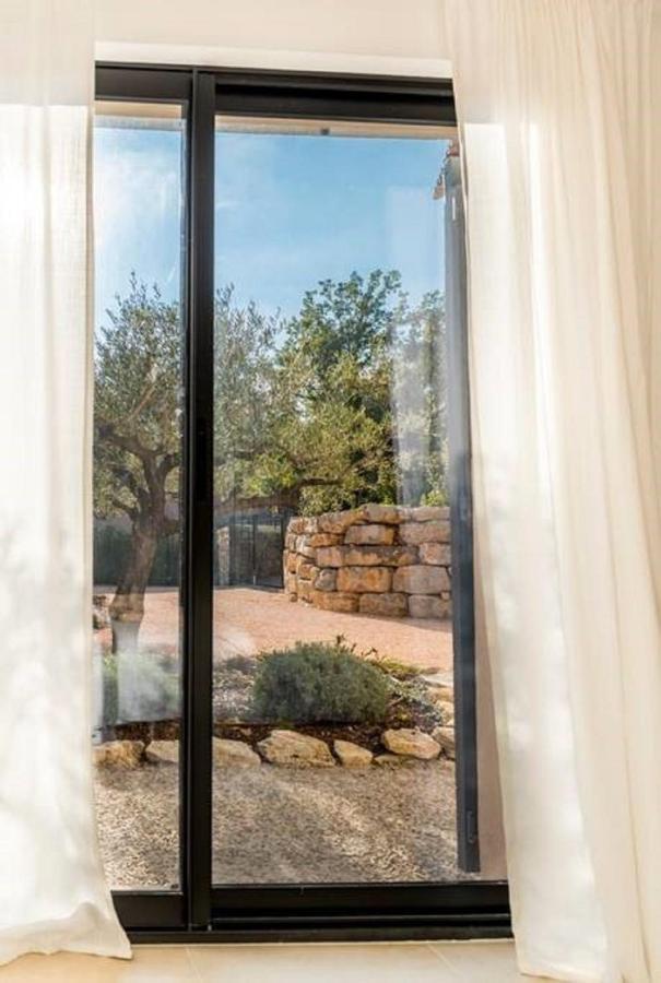 O Patio Du Mas Bed & Breakfast *